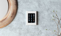 Zennio ZVI-Z41PRO-S Z41 PRO/Панель KNX, ёмкостной сенсорный TFT экран 4.1 дюймов, IP-порт